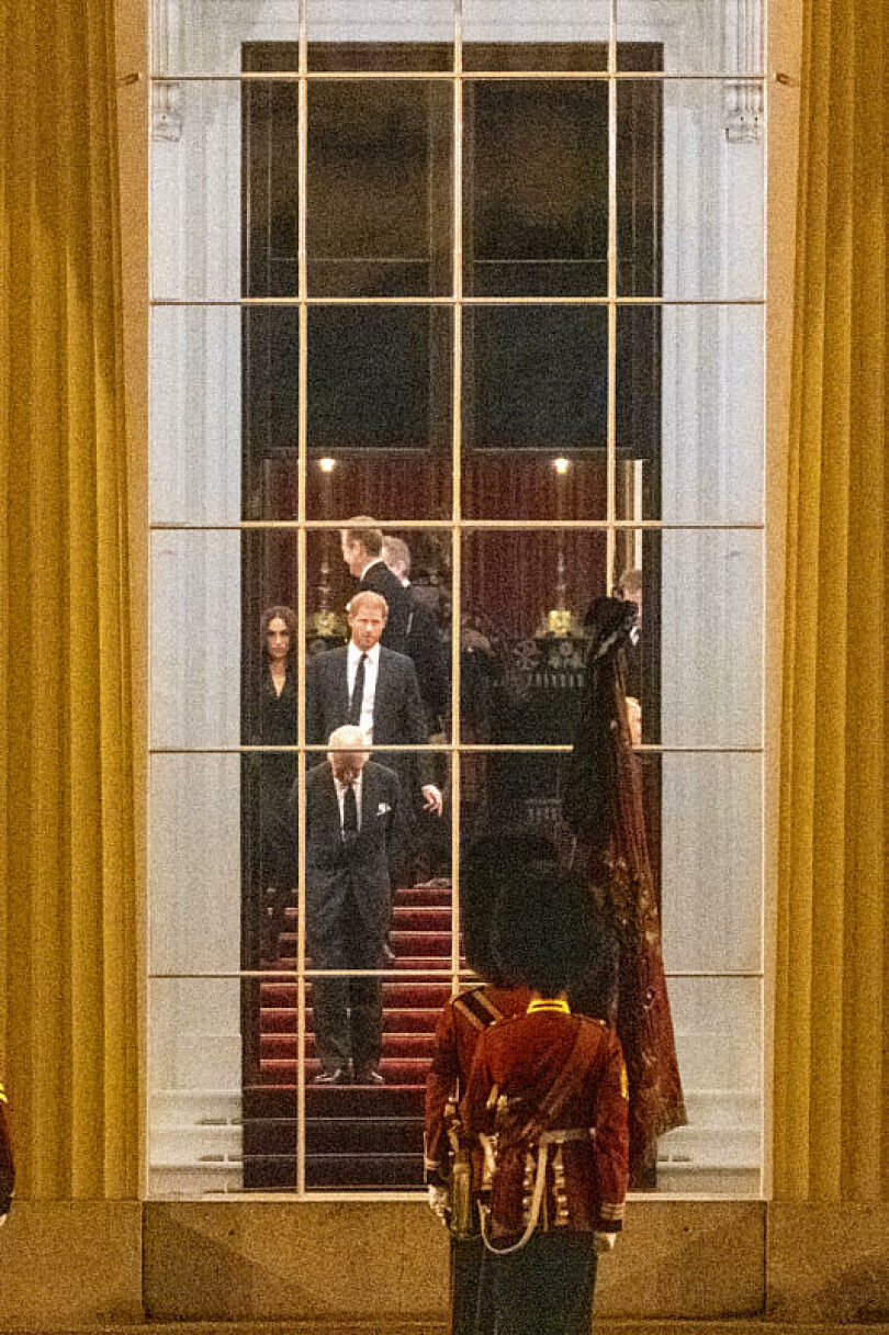 Le duc et la duchesse de Sussex à Buckingham avec le roi Charles, le 13 septembre 2022.
